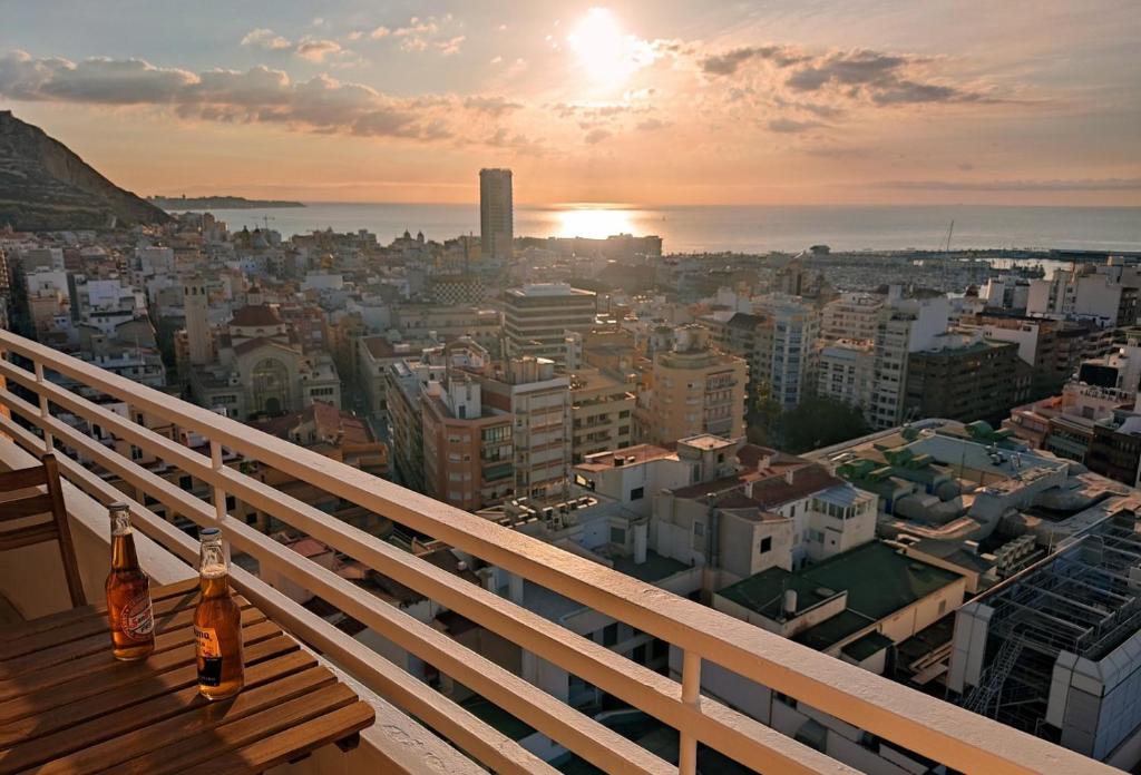 Appartamento Suite Mediterráneo (Spagna Alicante) - Booking.com