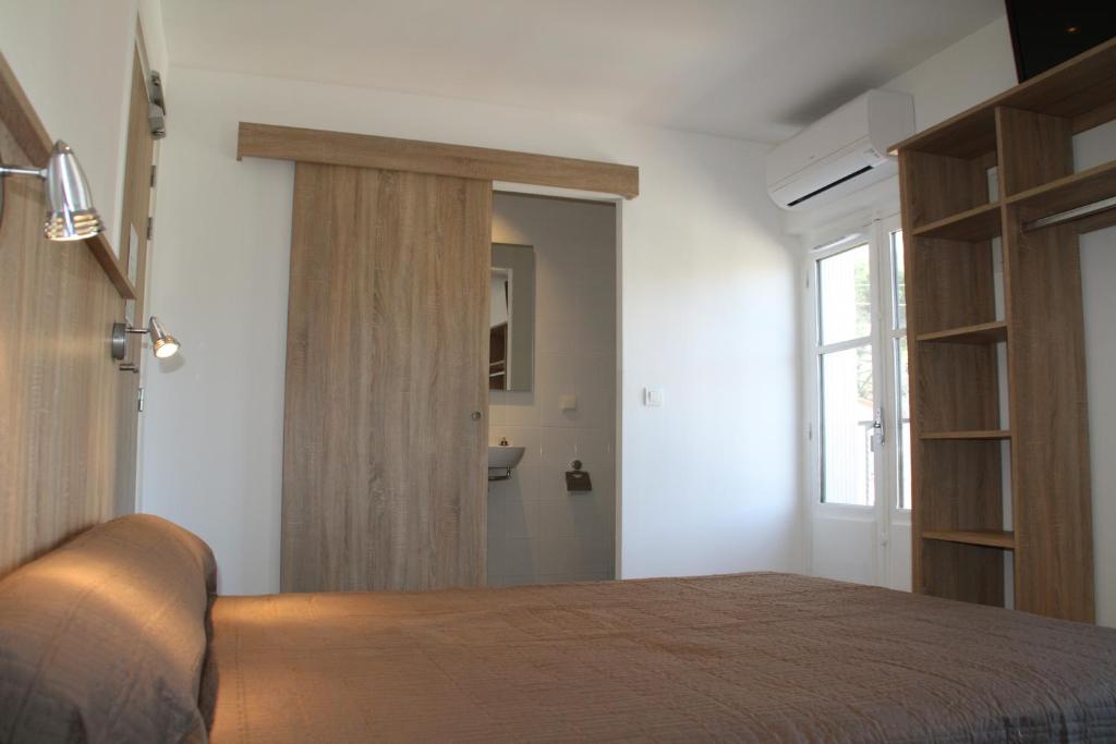 Hotel Arago - Camera Tripla