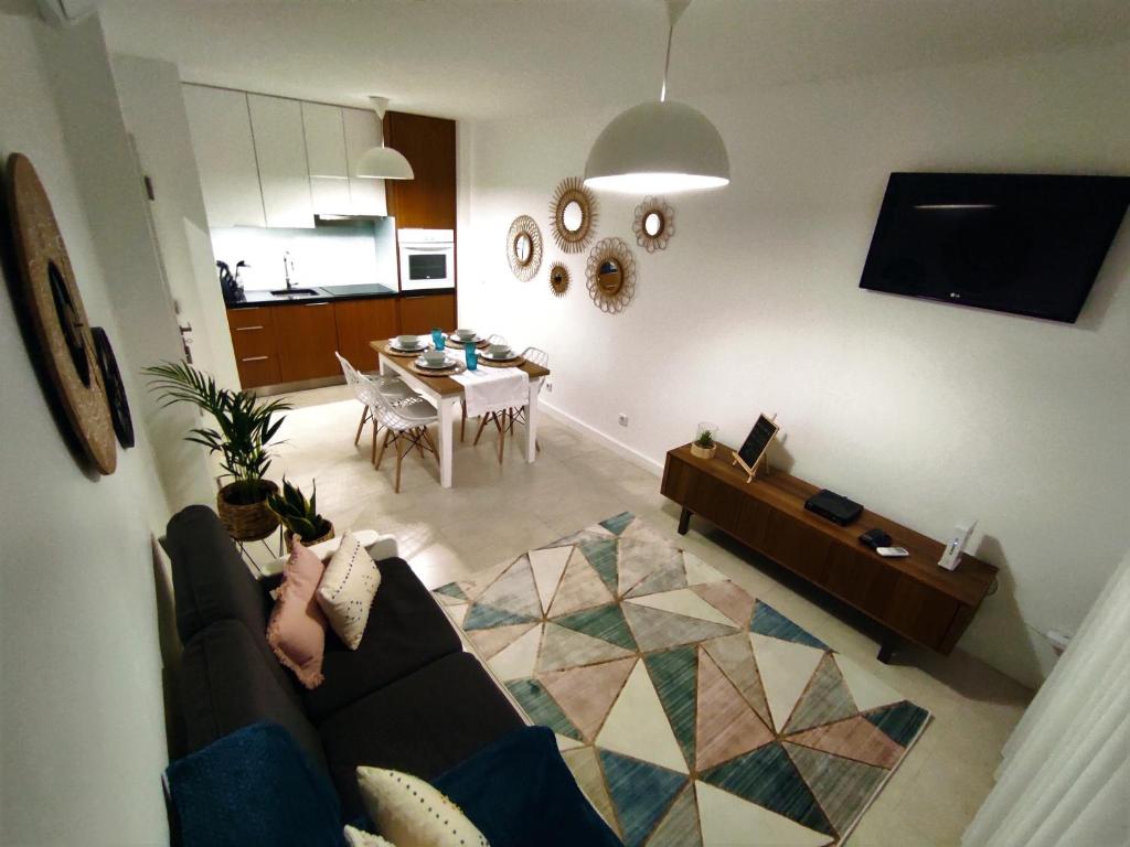 Beachfront Apartment Nazaré - 5