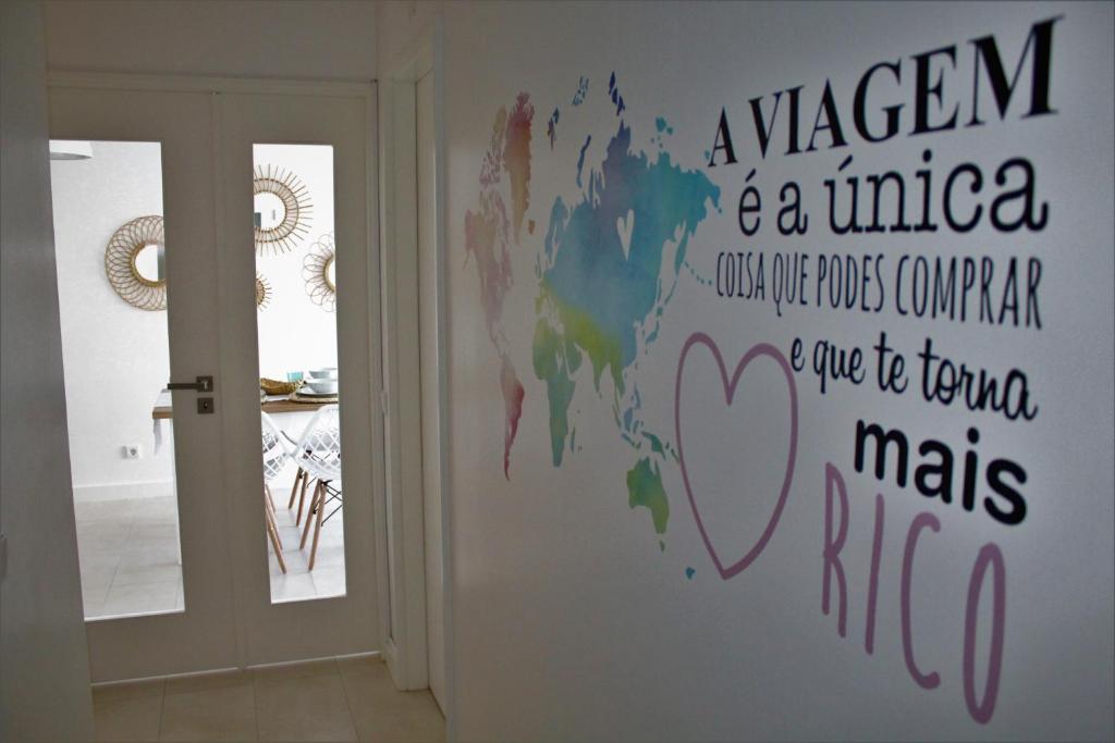 Beachfront Apartment Nazaré - 11