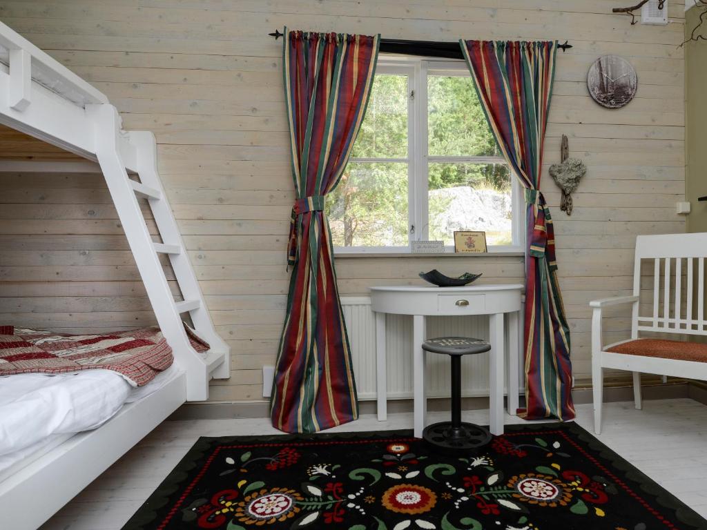 Postel nebo postele na pokoji v ubytování Kolmårdsgården B&B