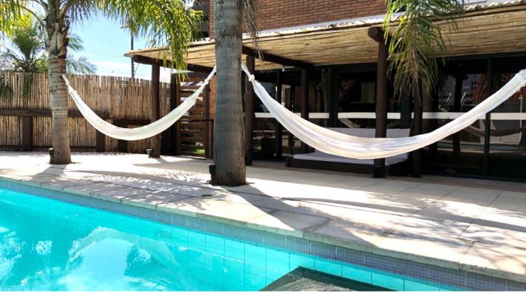  Lira Hotel & Restaurante