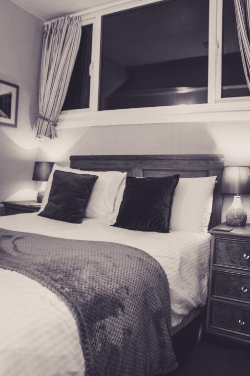 Invergarry Room Only Guest House For Adults photo