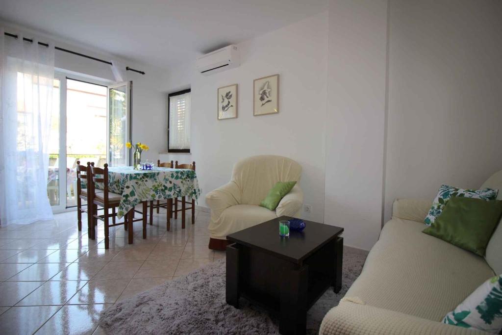 Posedenie v ubytovaní Apartment in Porec/Istrien 36682