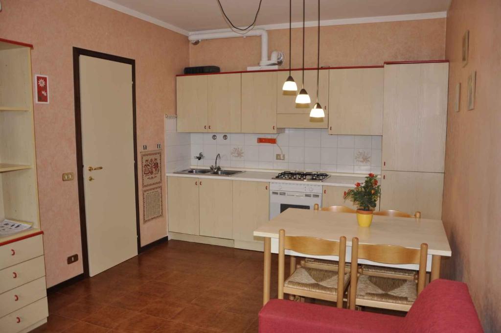 Kuchyňa alebo kuchynka v ubytovaní Studio in Lazise/Gardasee 21938