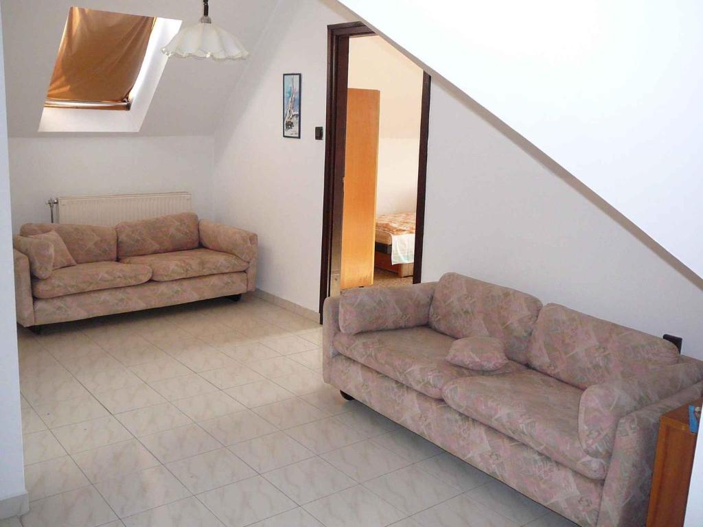 Fotografia z galérie ubytovania Holiday home Vonyarcvashegy/Balaton 31295 v destinácii Vonyarcvashegy