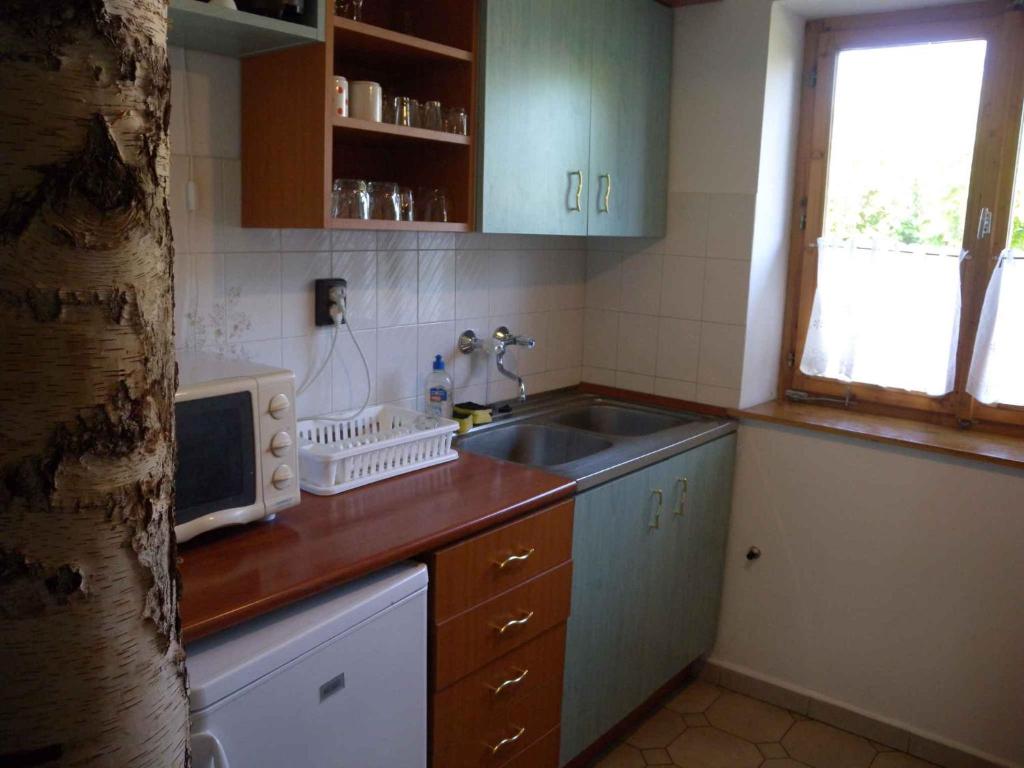 Fotografia z galérie ubytovania Holiday home Vonyarcvashegy/Balaton 31295 v destinácii Vonyarcvashegy