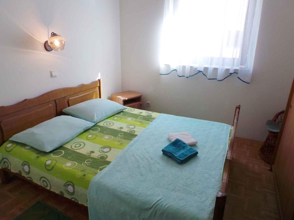 Posteľ alebo postele v izbe v ubytovaní Apartments in Sabunike/Zadar Riviera 7766