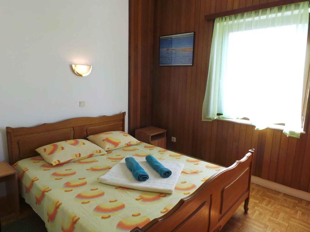 Posteľ alebo postele v izbe v ubytovaní Apartments in Sabunike/Zadar Riviera 7766