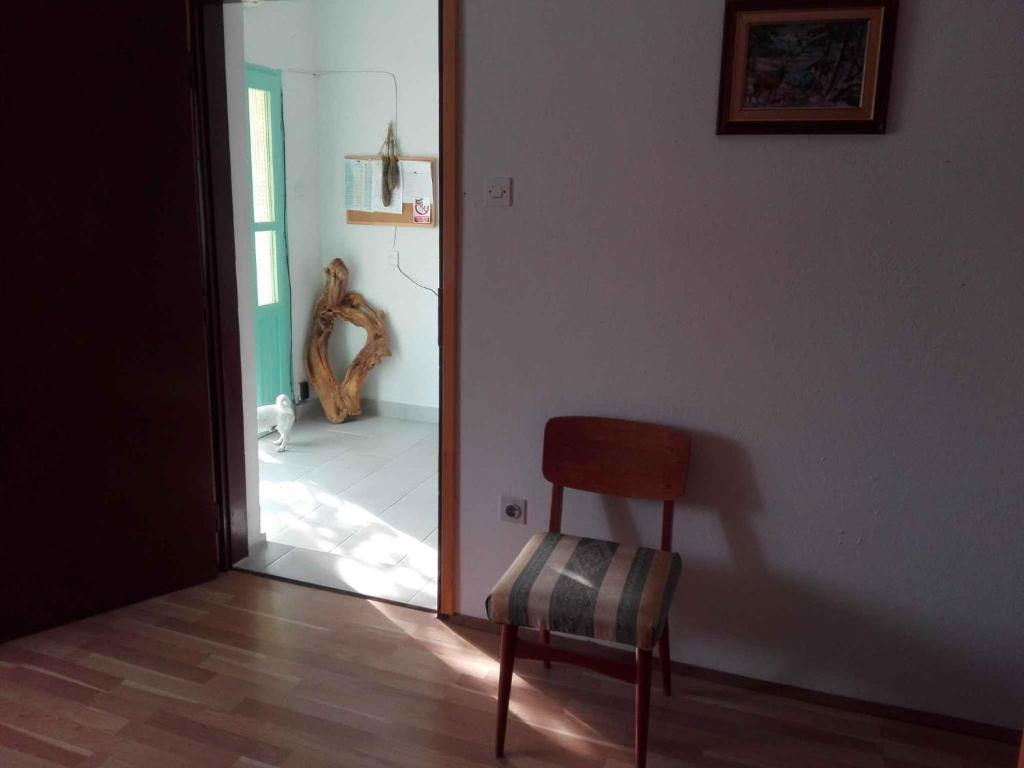 Zdjęcie z galerii obiektu Apartments in Razanac 35305 w mieście Miočić