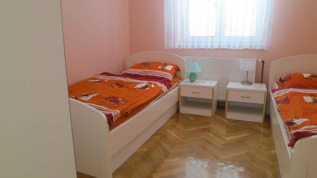 Fotografie z fotogalerie ubytování Apartments in Malinska/Insel Krk 12947 v destinaci Malinska