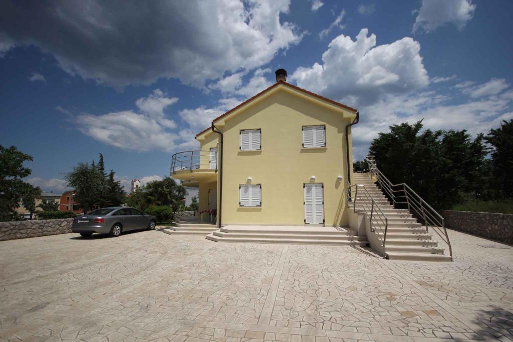 Fotografie z fotogalerie ubytování Apartments in Malinska/Insel Krk 12947 v destinaci Malinska