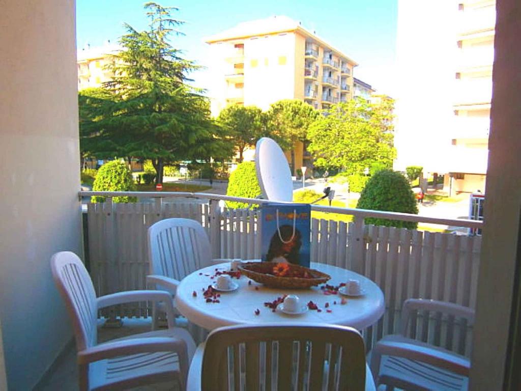 A balcony or terrace at Apartments in Bibione 31270