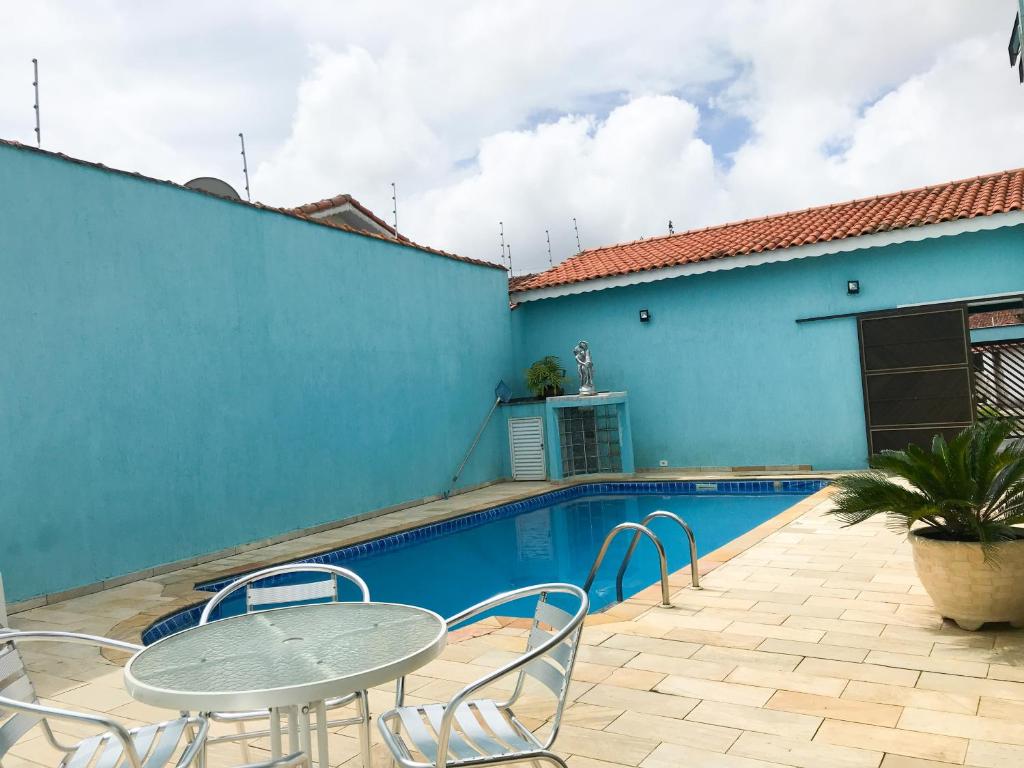  Blue House Hostel