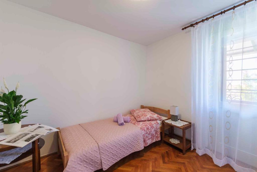 Posteľ alebo postele v izbe v ubytovaní Holiday home in Liznjan/Istrien 35258