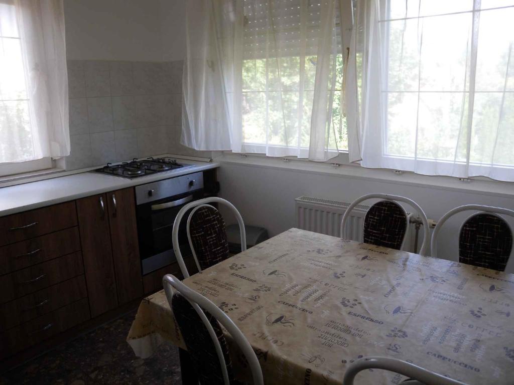 Fotografia z galérie ubytovania Ferienhaus in Siófok 3 v destinácii Balatonszabadi Fürdőtelep