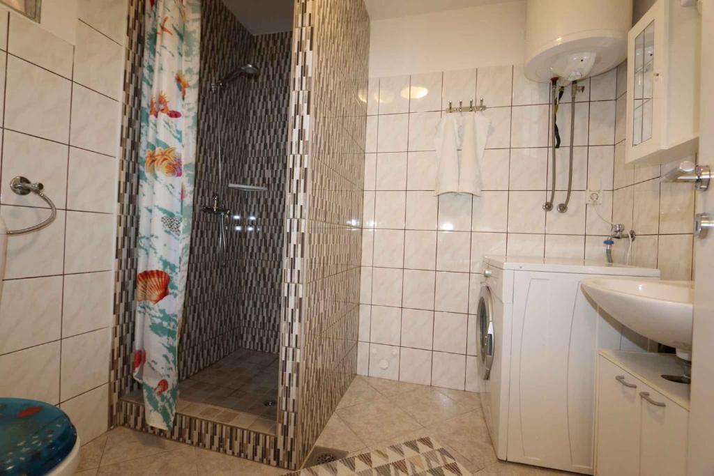 Koupelna v ubytování Apartment in Silo/Insel Krk 13587