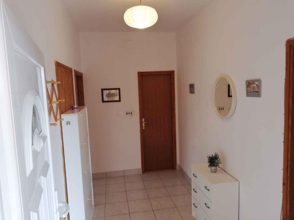 Fotografia z galérie ubytovania Apartment in Maslenica 6886 v destinácii Maslenica