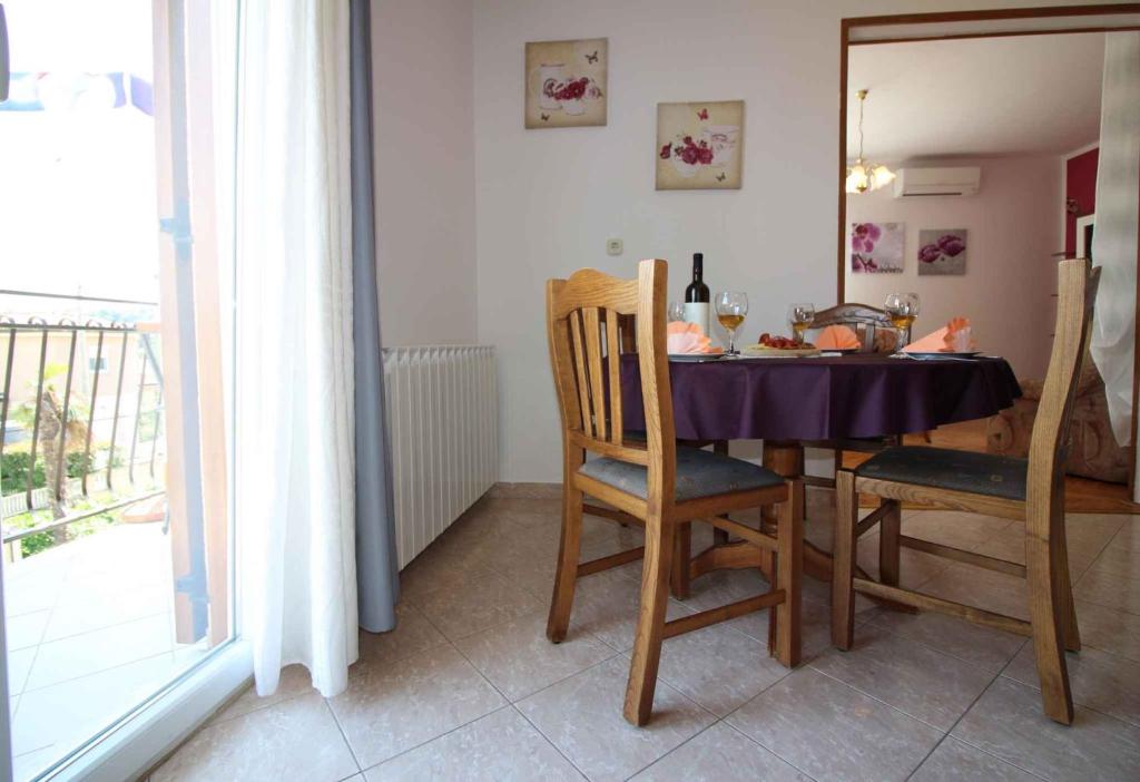Zdjęcie z galerii obiektu Apartment in Porec/Istrien 10031 w Poreču