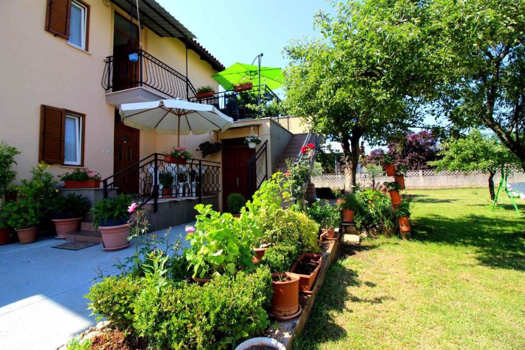 Ogród w obiekcie Apartment in Porec/Istrien 10031