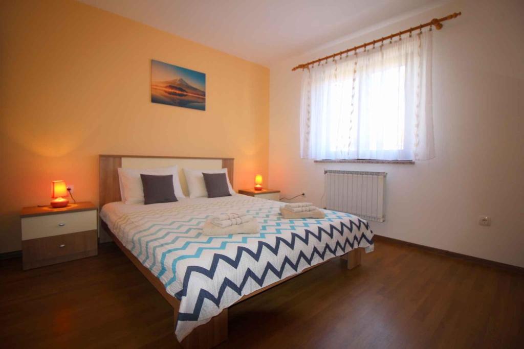 Posteľ alebo postele v izbe v ubytovaní Apartment in Porec/Istrien 10264