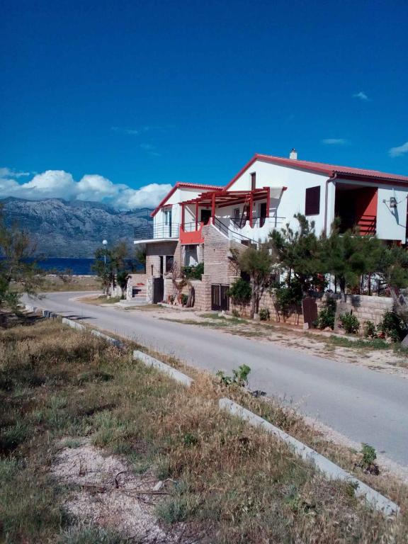 Apartment in Razanac I