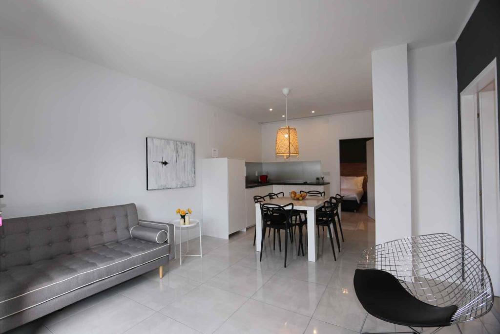 Posedenie v ubytovaní Apartment in Silo with Two-Bedrooms 7