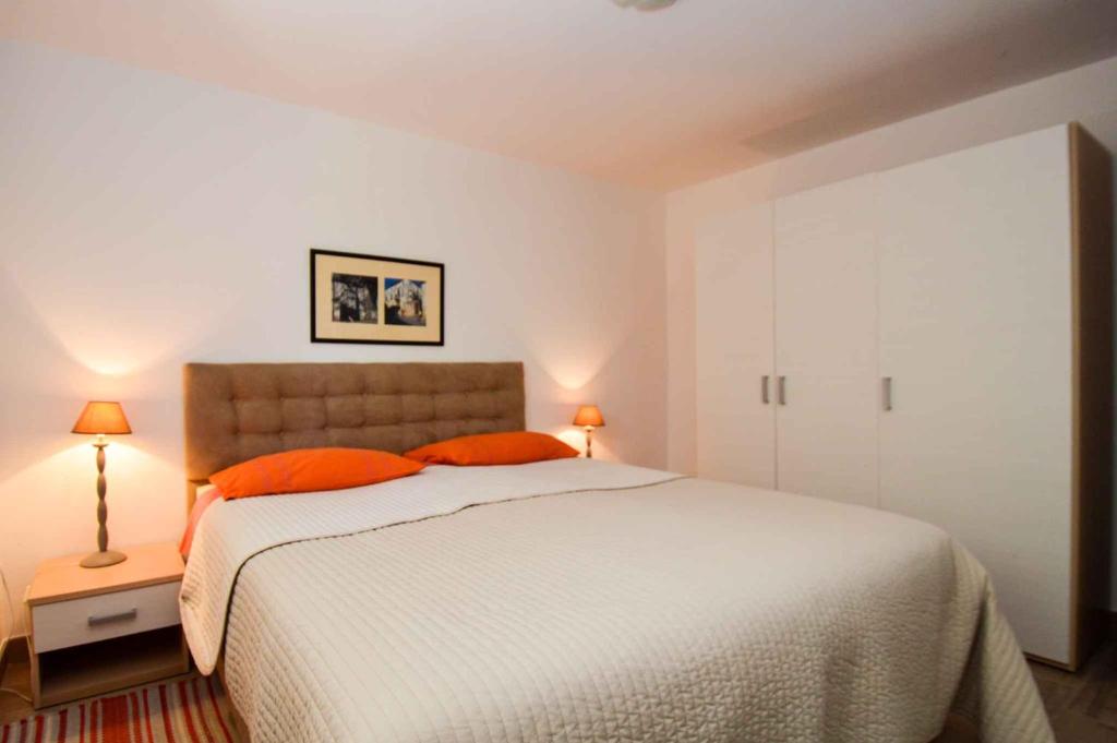 Posteľ alebo postele v izbe v ubytovaní Pula Apartment 5