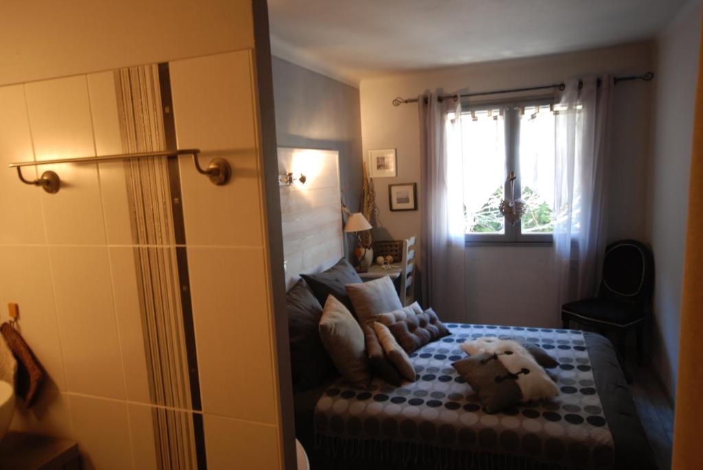 Posezení v ubytování Hotel & Restaurant Le Chalvet