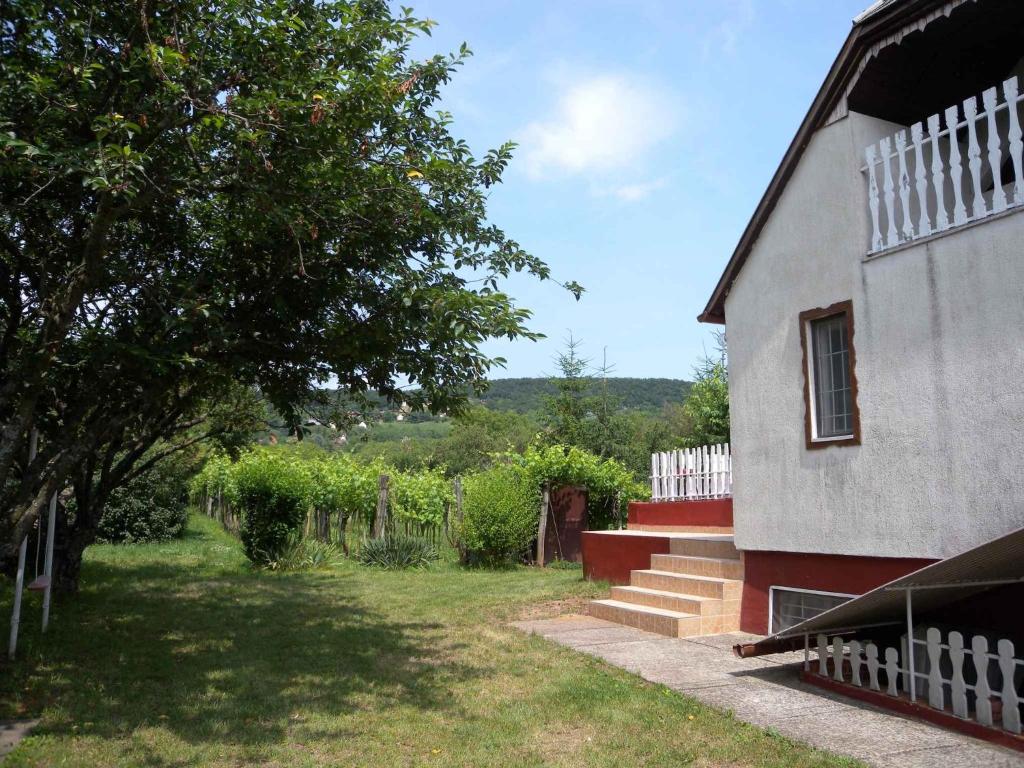 Holiday home in Revfülöp/Balaton 19622 8253 Révfülöp kép - 1