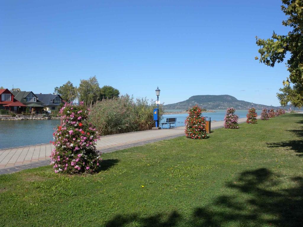 Kép Holiday home in Fonyod/Balaton 18566 szállásáról Fonyódon a galériában