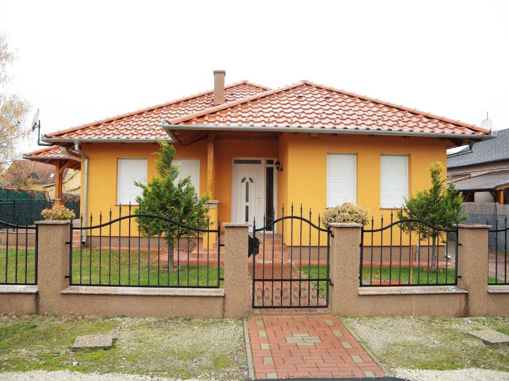 Holiday Home Balatonmariafurdo, Somogy 1 8647 Balatonkeresztúr kép - 1