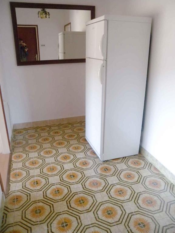 Kuchyňa alebo kuchynka v ubytovaní Apartment in Kampor/Insel Rab 16142