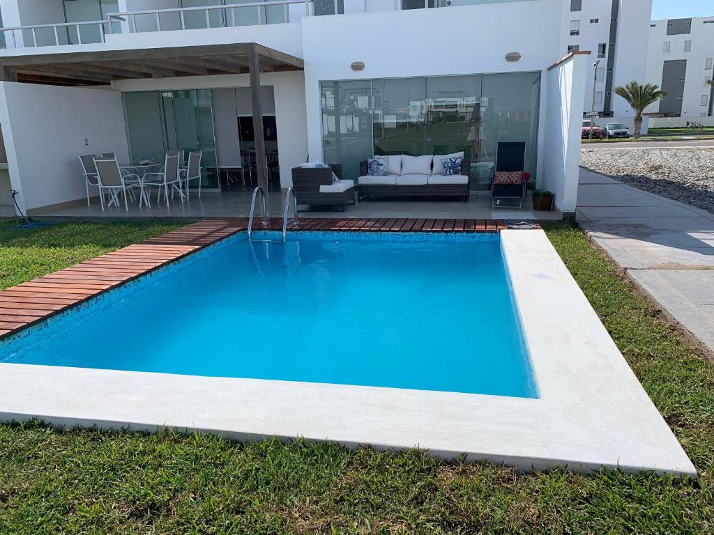 Πισίνα στο ή κοντά στο Condominios Nauticos Nuevo Paracas