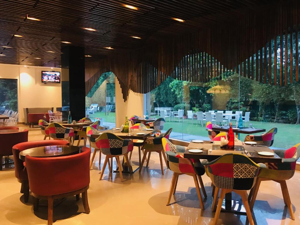 Posezení v ubytování Golden Tulip City Centre Gurgaon