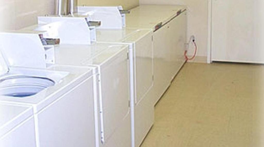 Days Inn by Wyndham Saskatoon - Resim 43