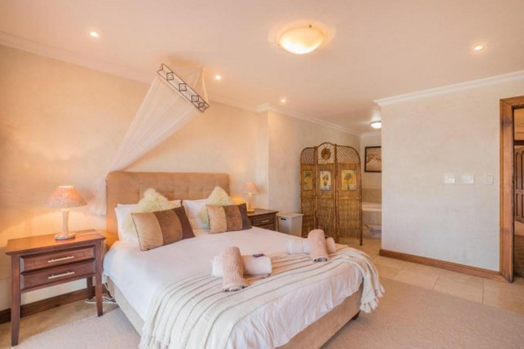 Sea Breeze Villa - Image 31