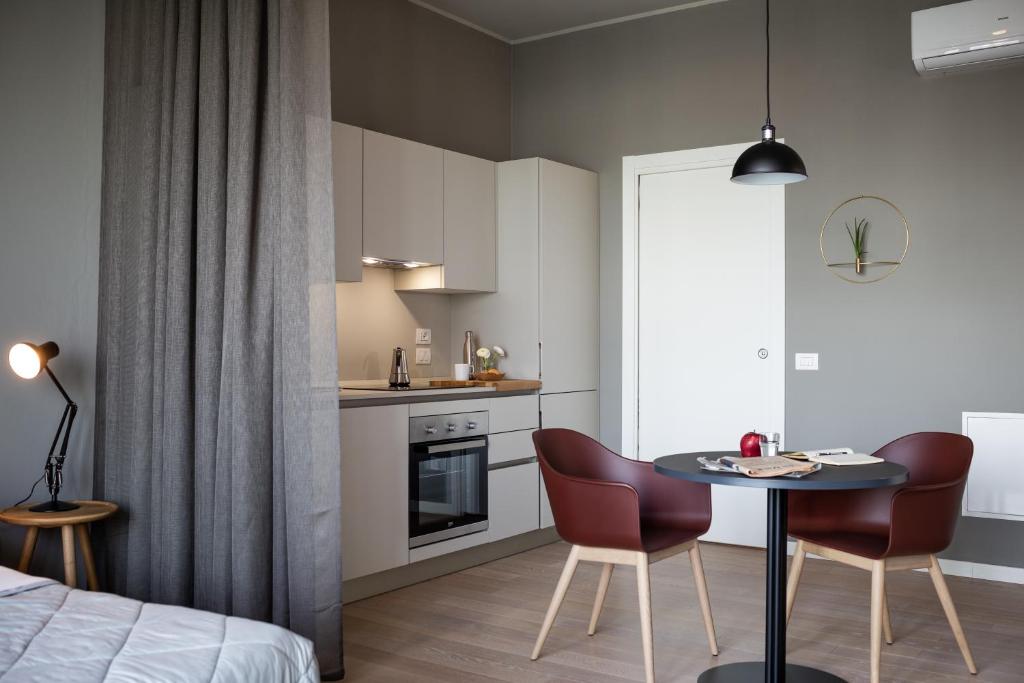 Dreams Hotel Città Studi - Resim 7