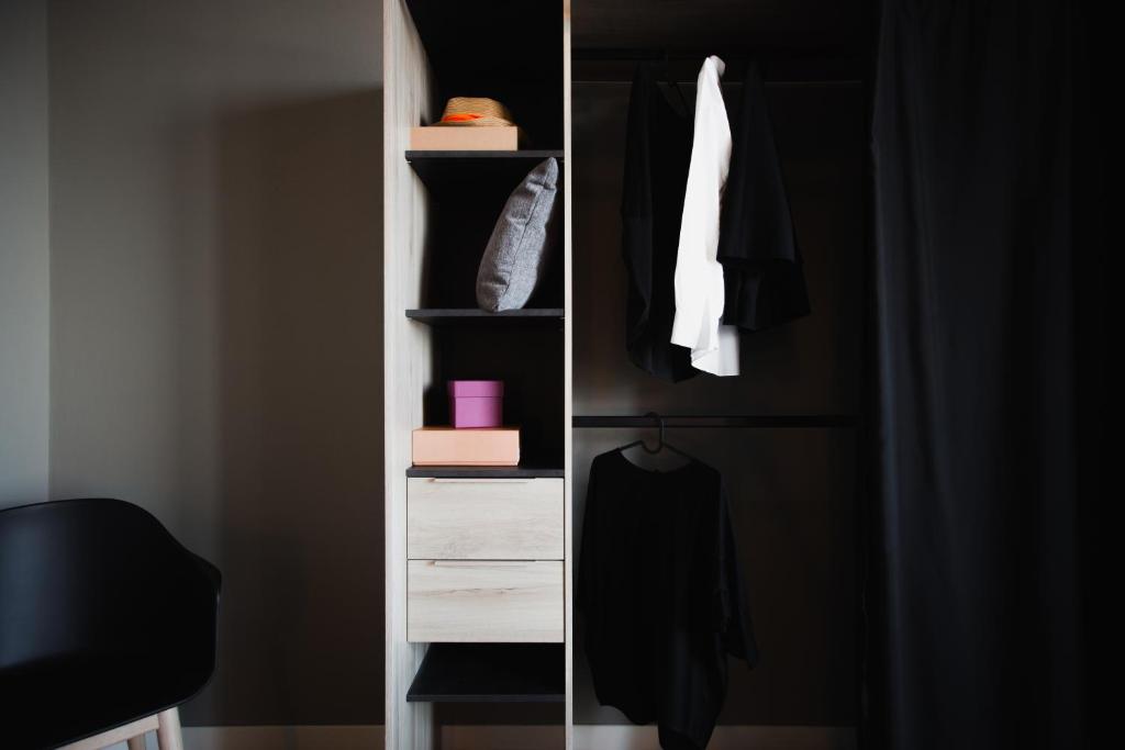 Dreams Hotel Città Studi - Resim 40