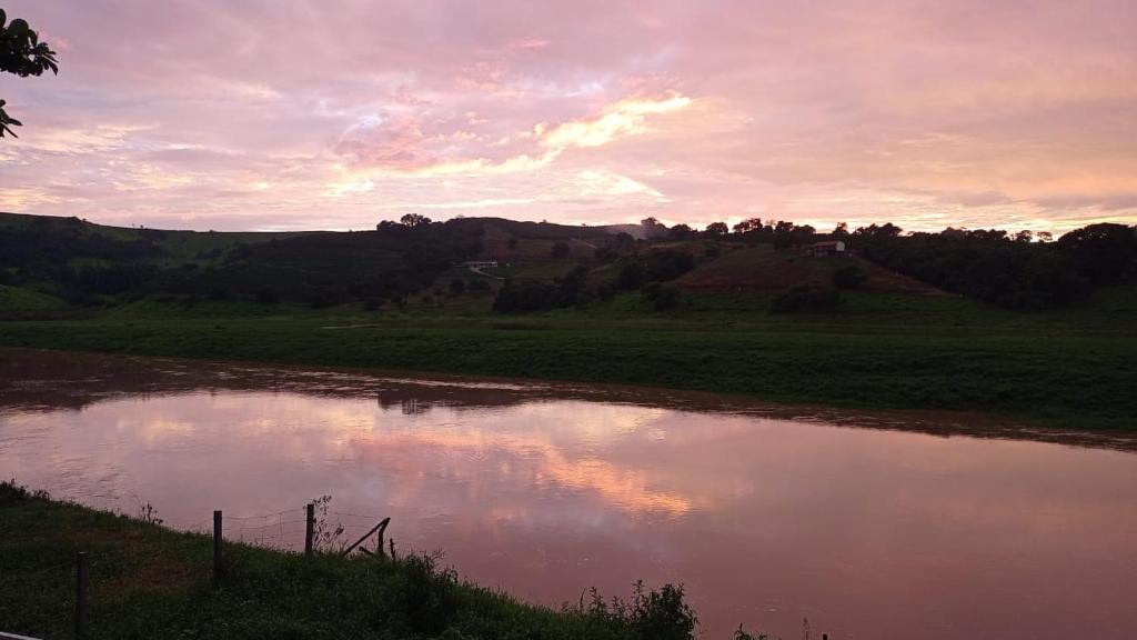  Lindo Sitio Chacara Rancho - Eloi Mendes Varginha