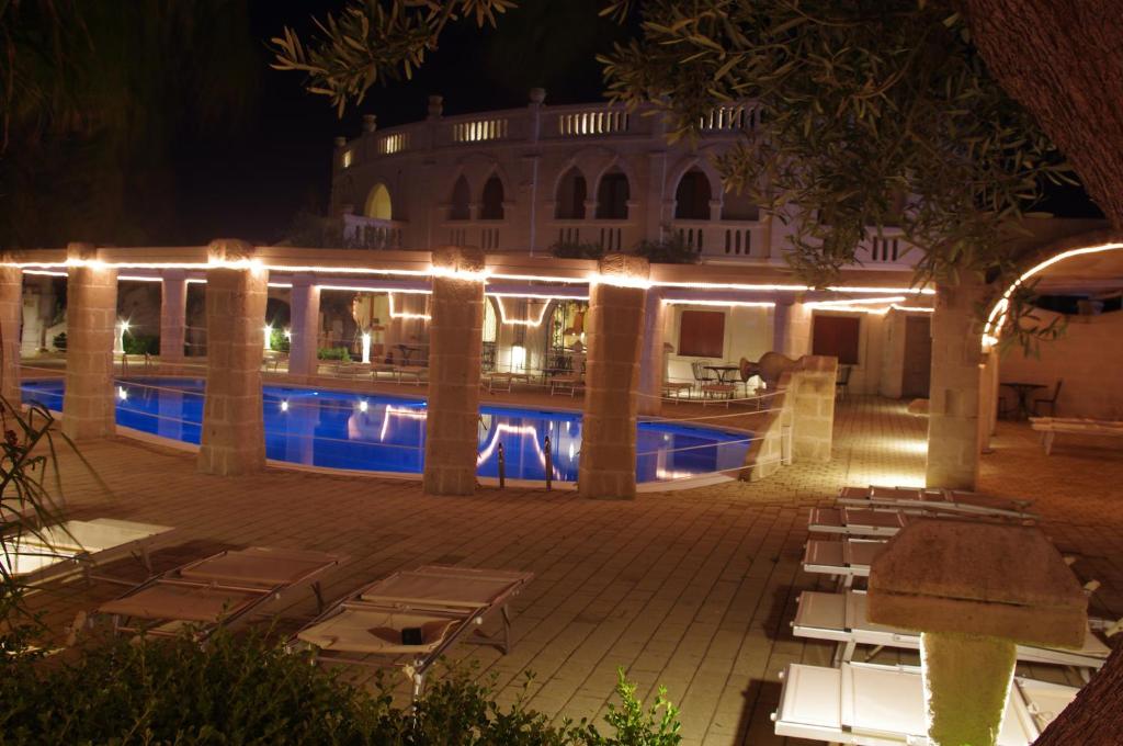 Bazén v ubytování Hotel Nicolaj nebo v jeho okolí