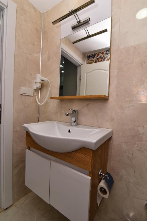 Little sofia hotel - 6