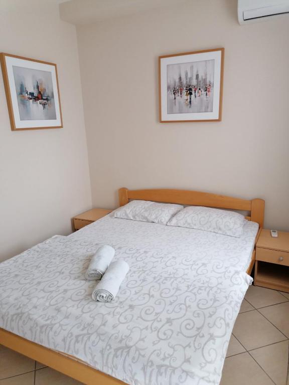 A bed or beds in a room at SC Kolos