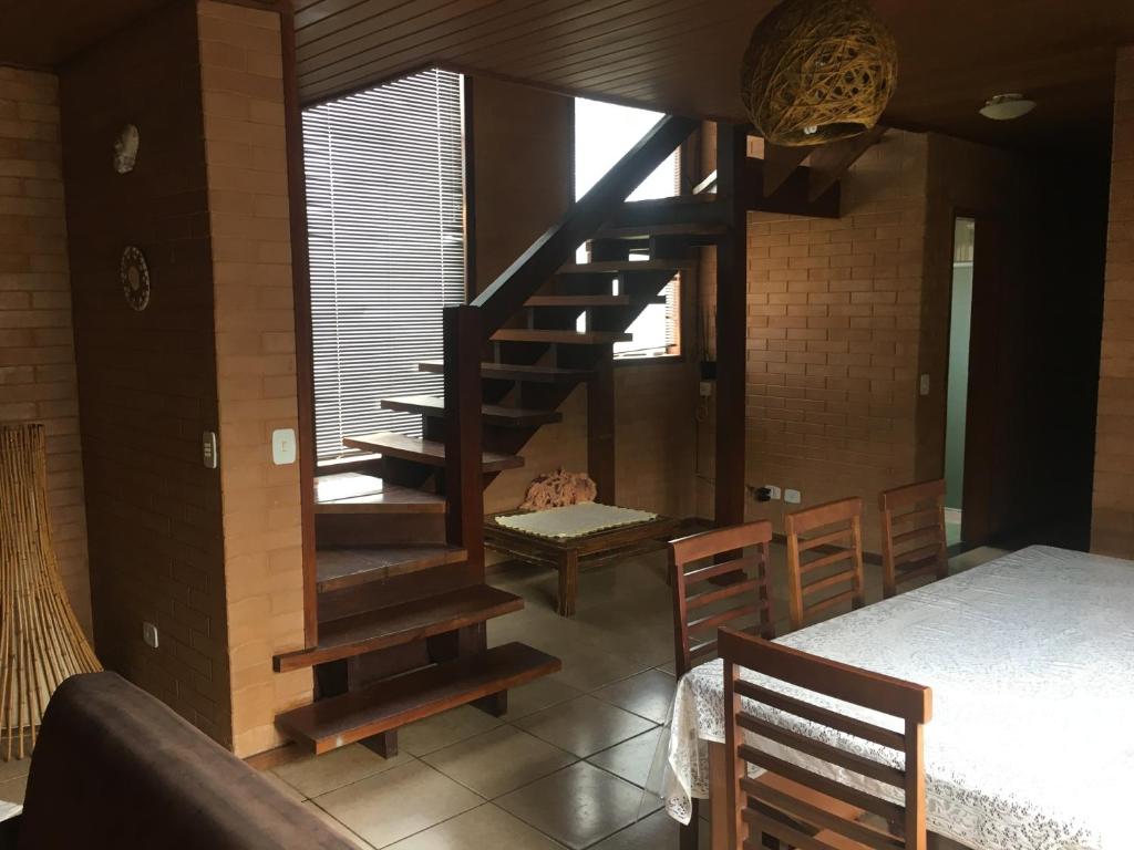  Sobrado 4 quartos