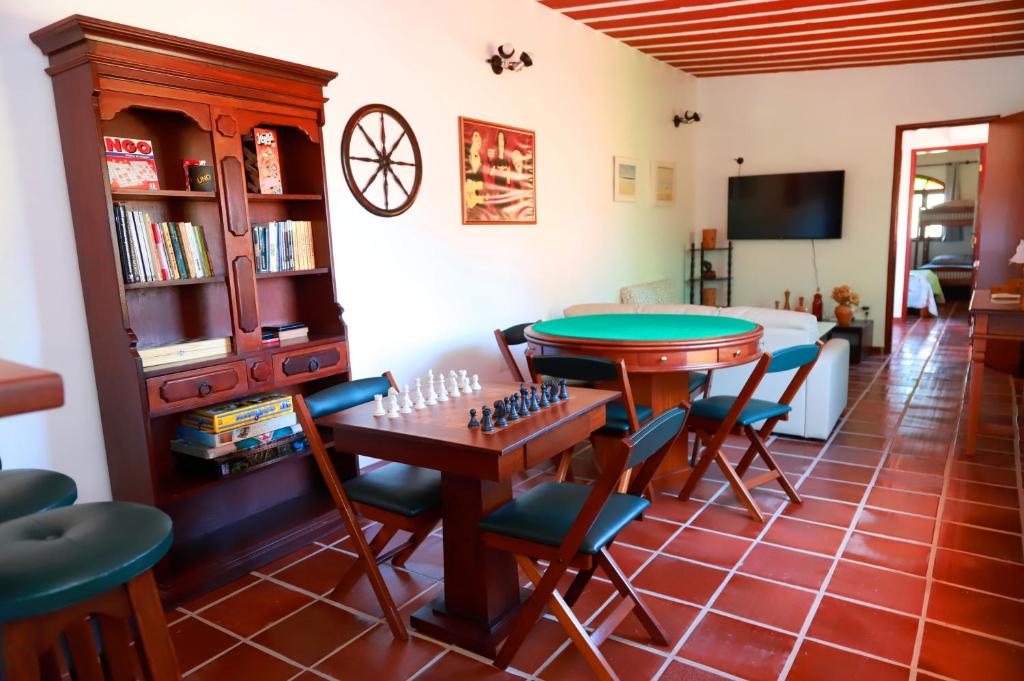  Casa Amarela Colonial - Casa de praia com piscina