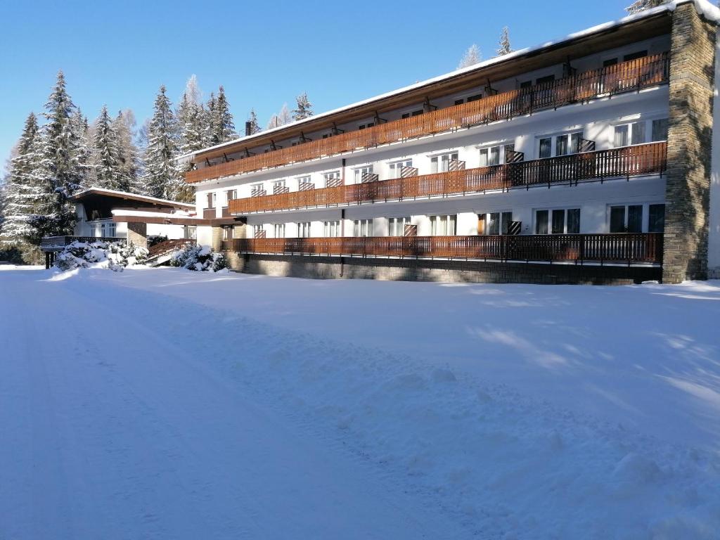 Hotel Spojar v zime