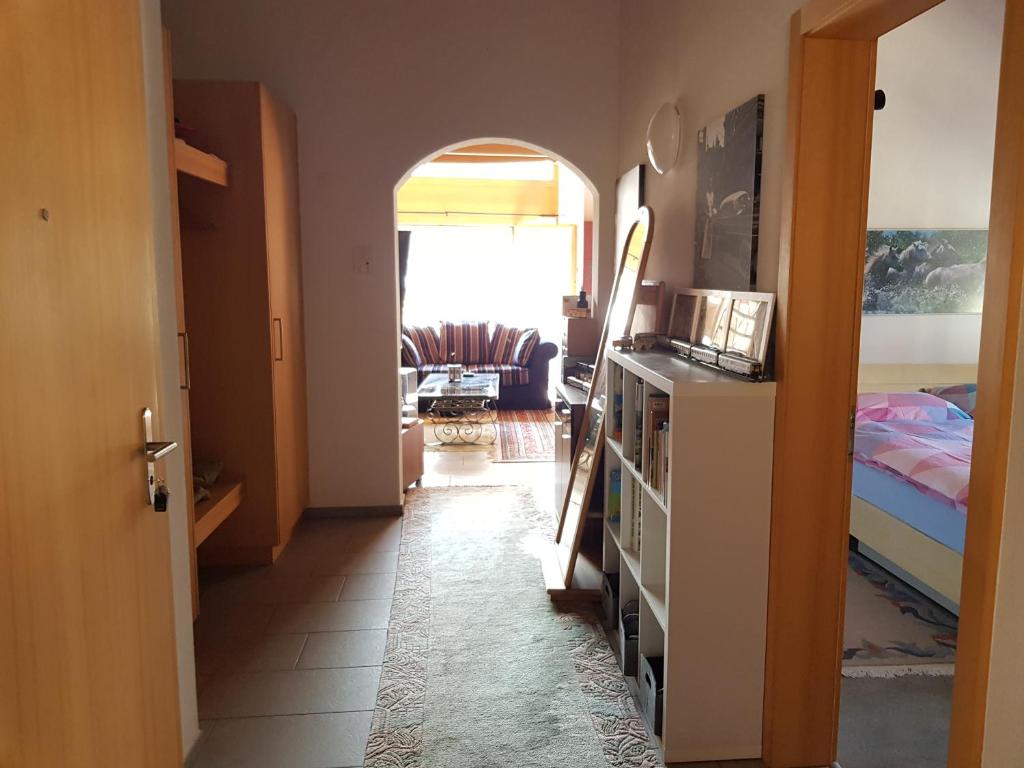 Una cocina o zona de cocina en Neuwertige 3 ½ Zimmer-Wohnung in Zillis/Andeer