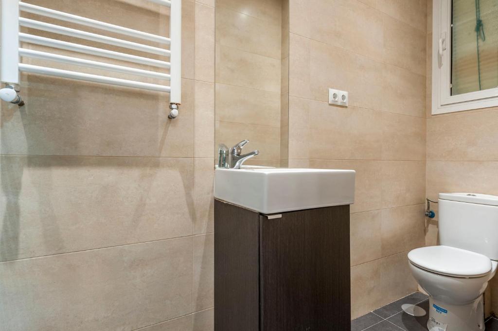 Koupelna v ubytování Atocha VI - Elegancia Urbana en una Ubicación Privilegiada