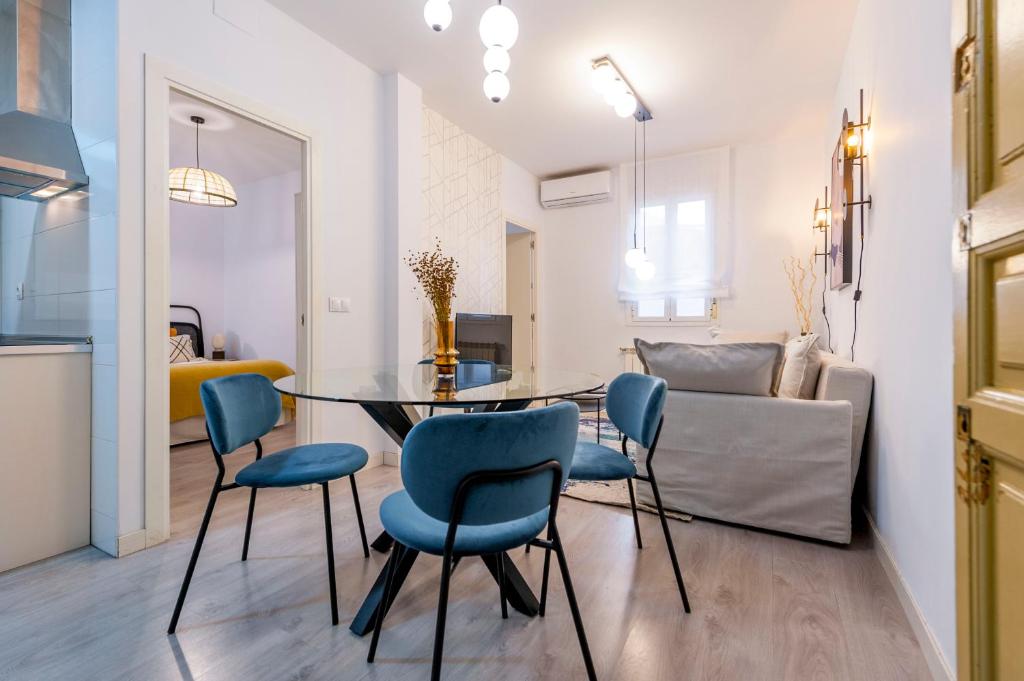 Posezení v ubytování Atocha VI - Elegancia Urbana en una Ubicación Privilegiada