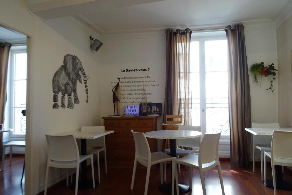 Hôtel Saint-Patrick Cœur de NANTES - Resim 41